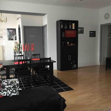 Appartement Spacieux Flize Exteriör bild