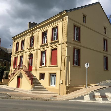 Appartement Spacieux Flize Exteriör bild